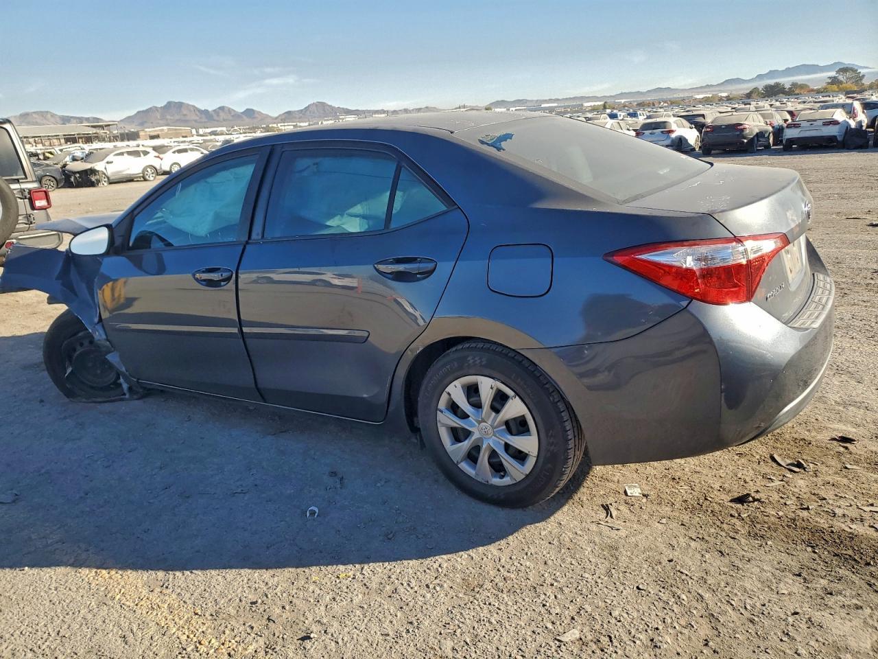 2015 TOYOTA COROLLA