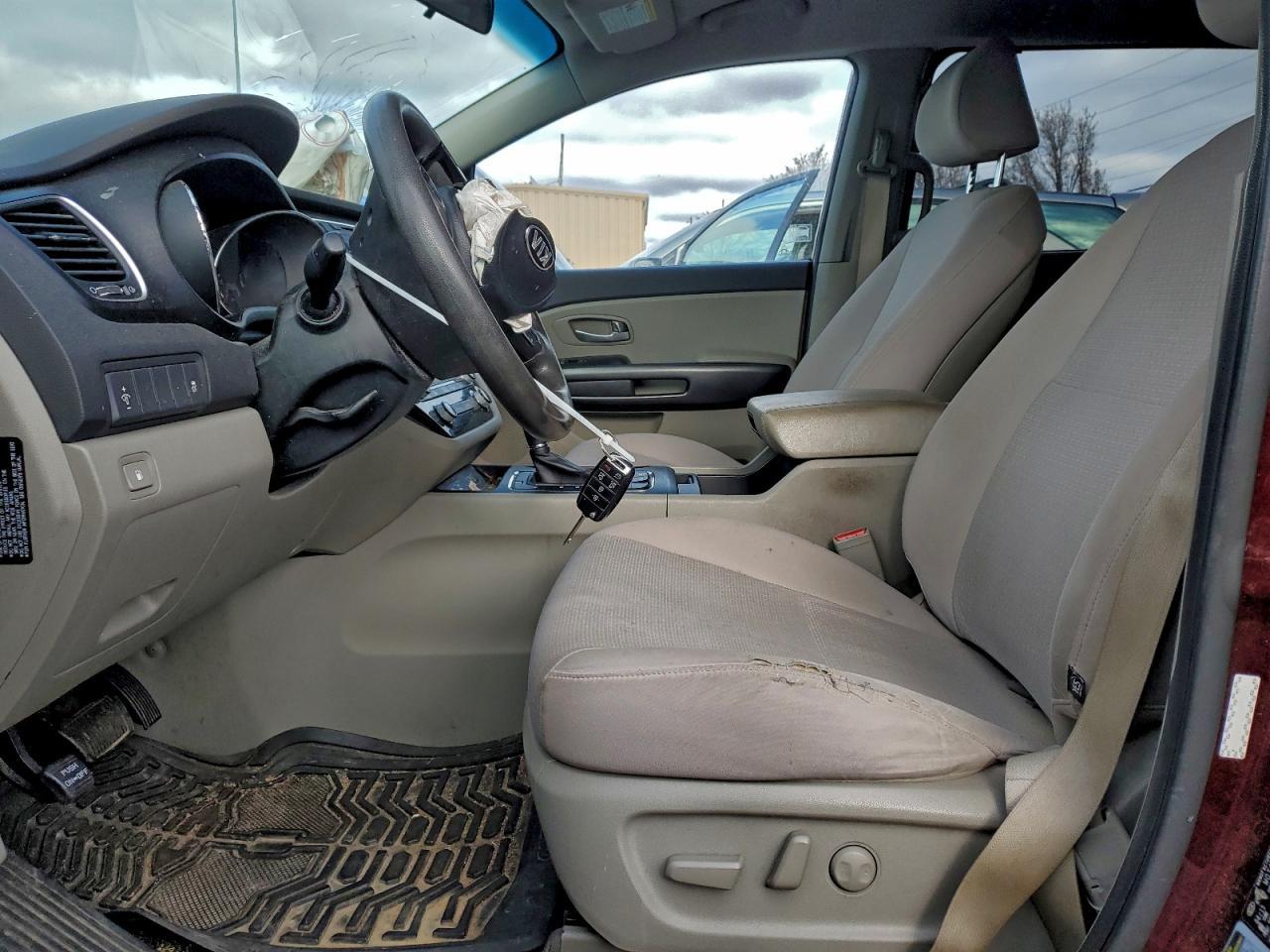 2016 KIA SEDONA