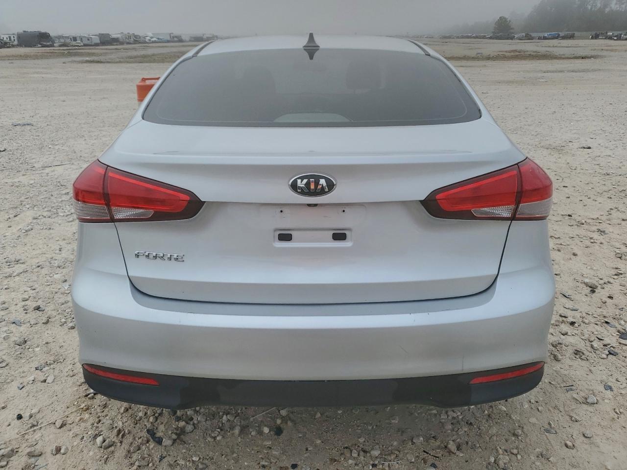 2017 KIA FORTE