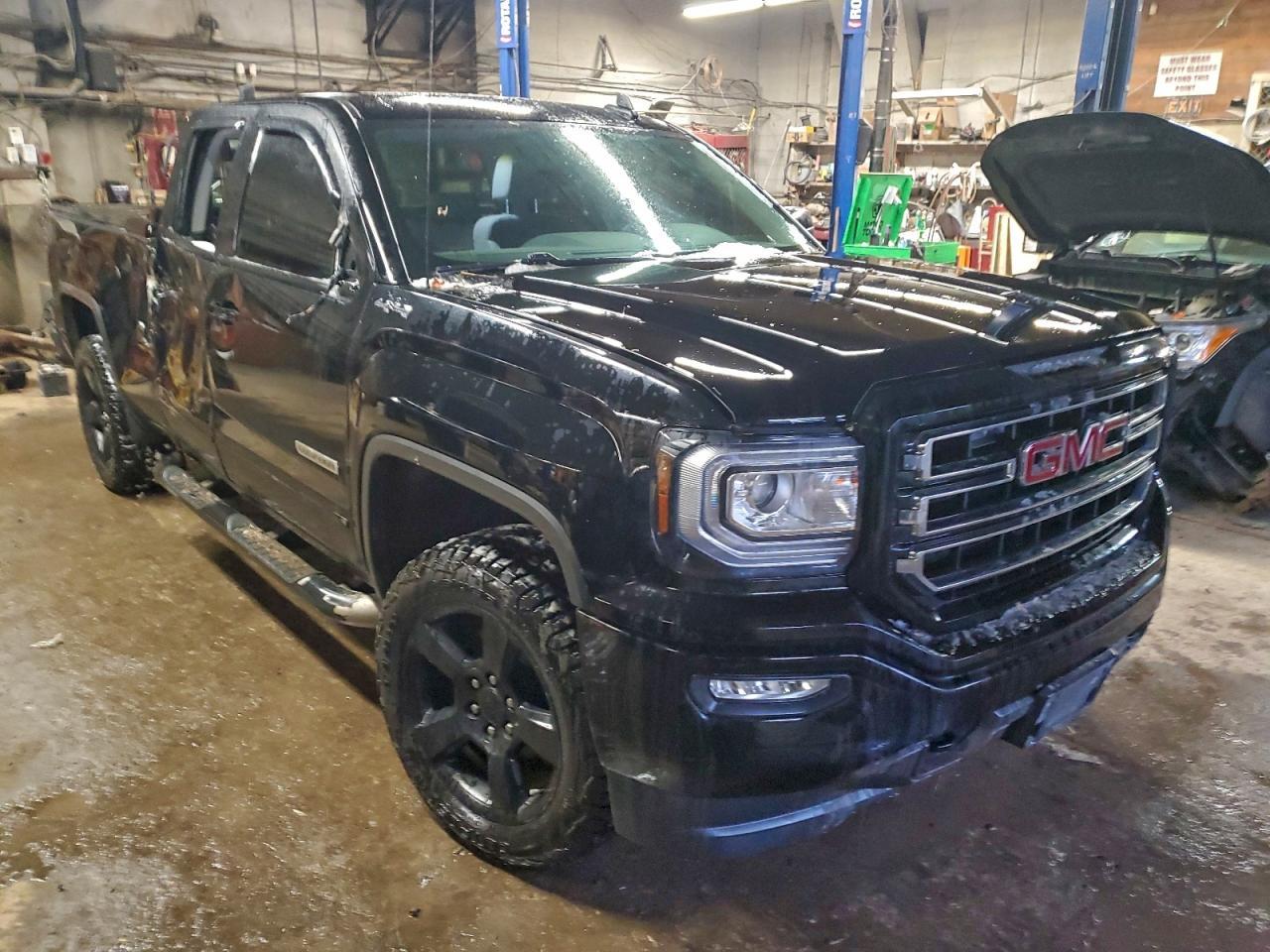 2017 GMC Sierra