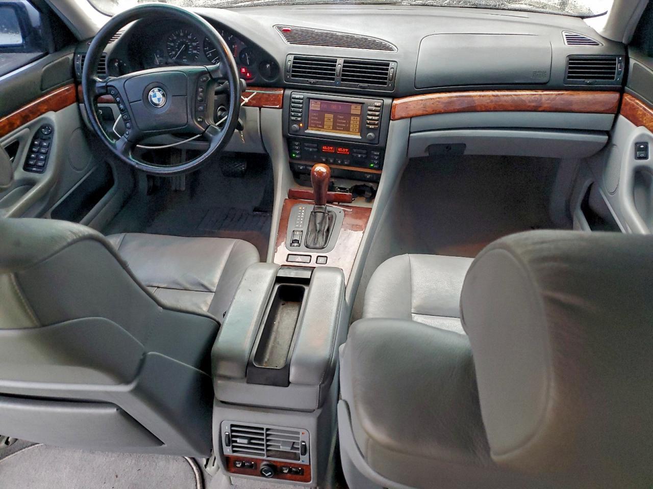 2001 BMW 7 series