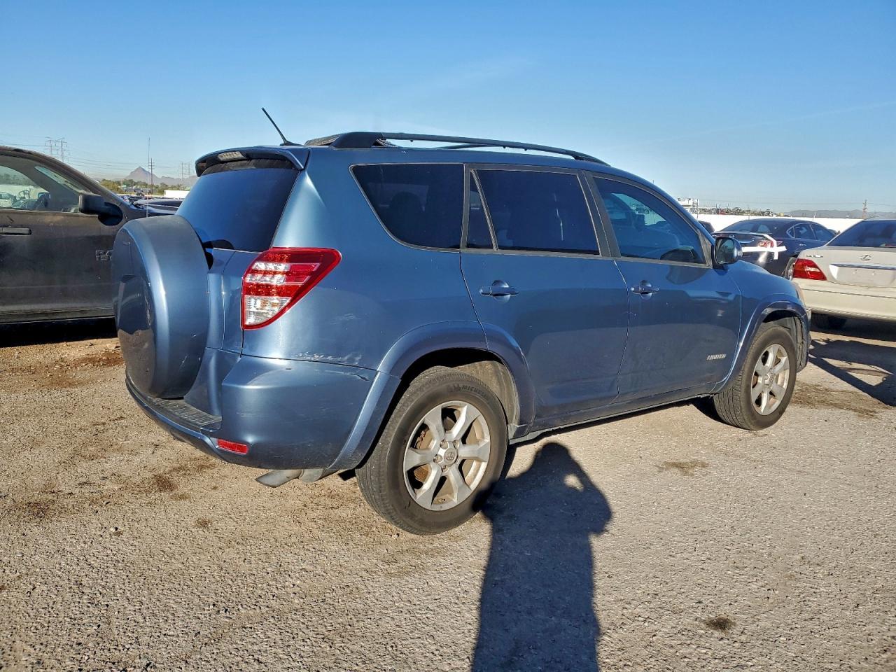 2012 TOYOTA RAV4