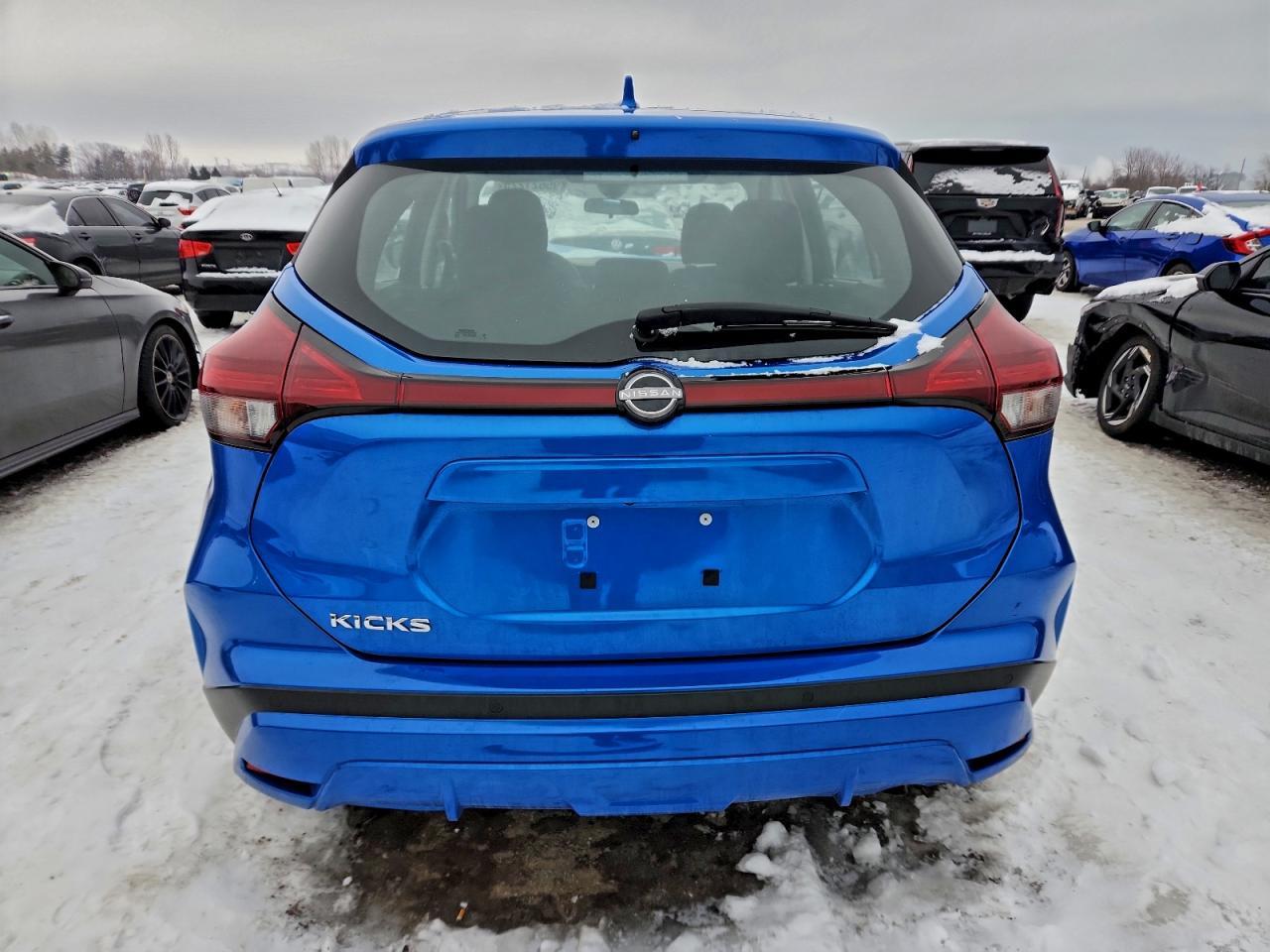 2025 NISSAN KICKS