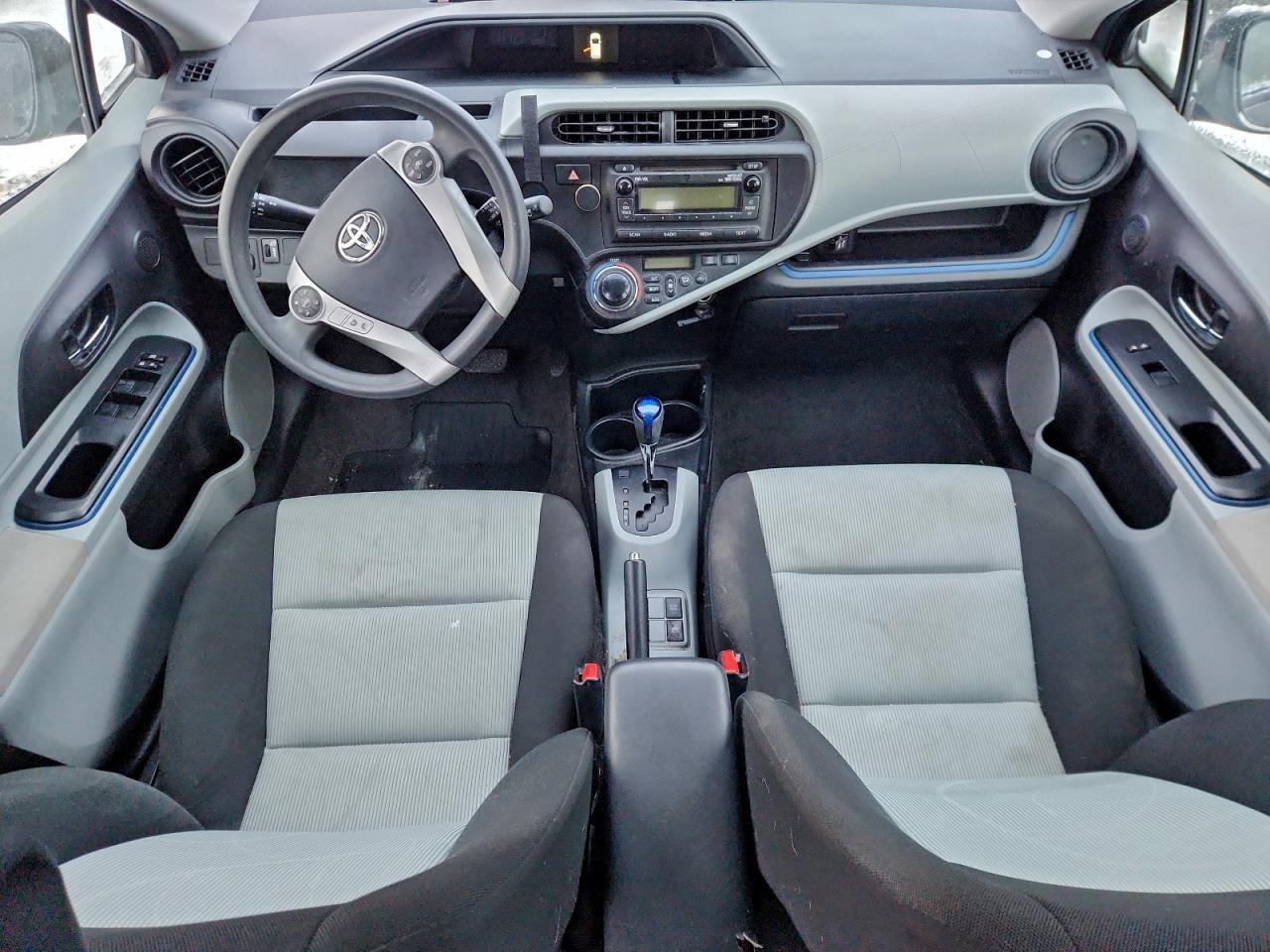2012 TOYOTA Prius c