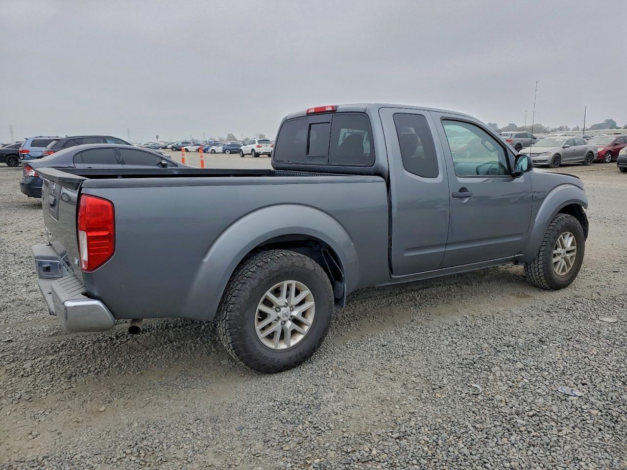 2016 NISSAN Frontier