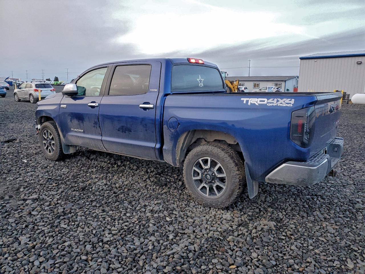 2015 TOYOTA TUNDRA