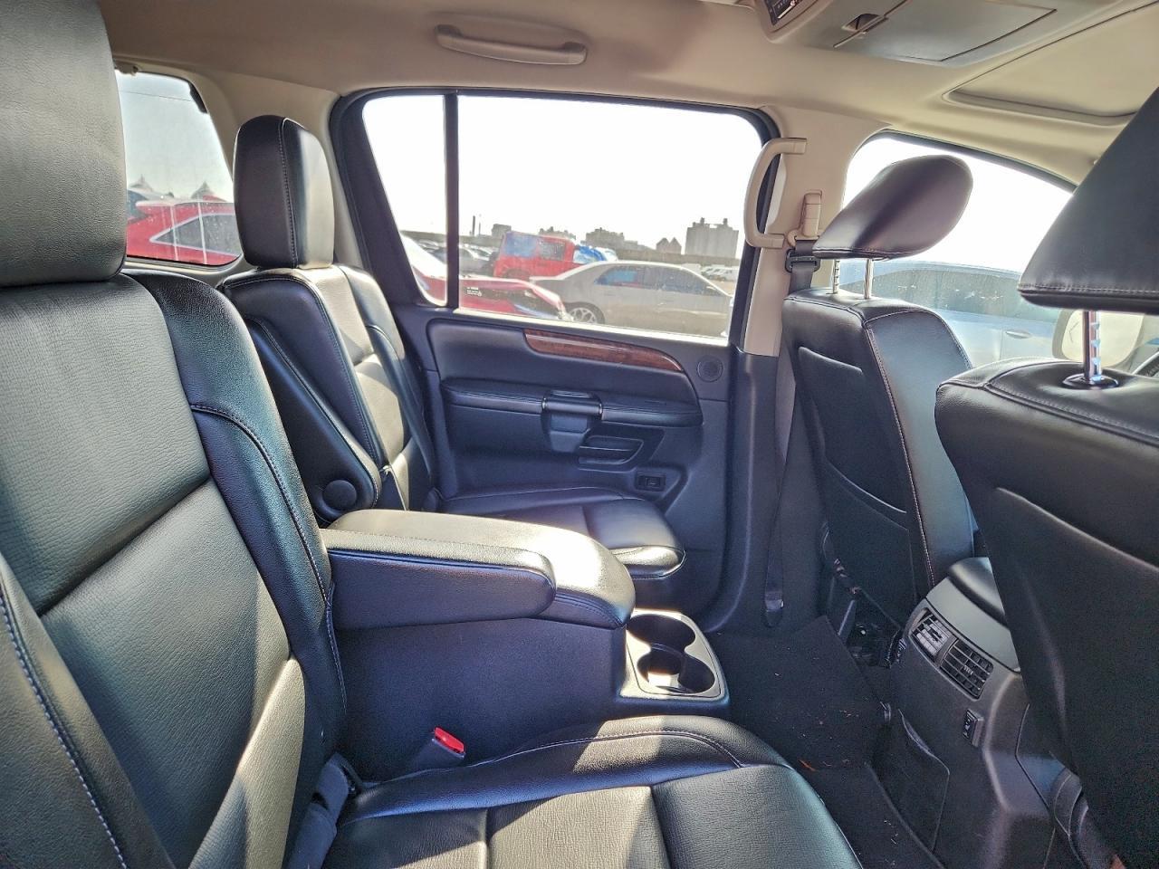 2012 NISSAN Armada