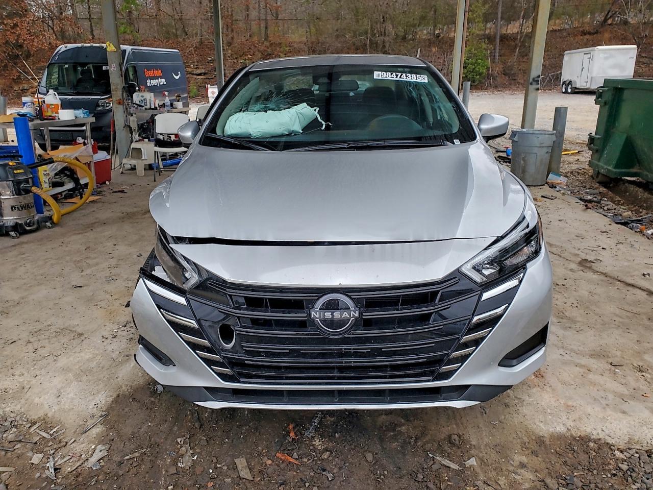 2025 NISSAN VERSA