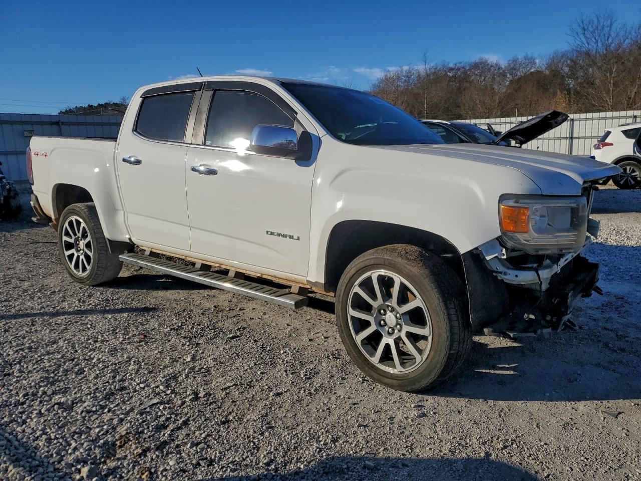 2017 GMC CANYON