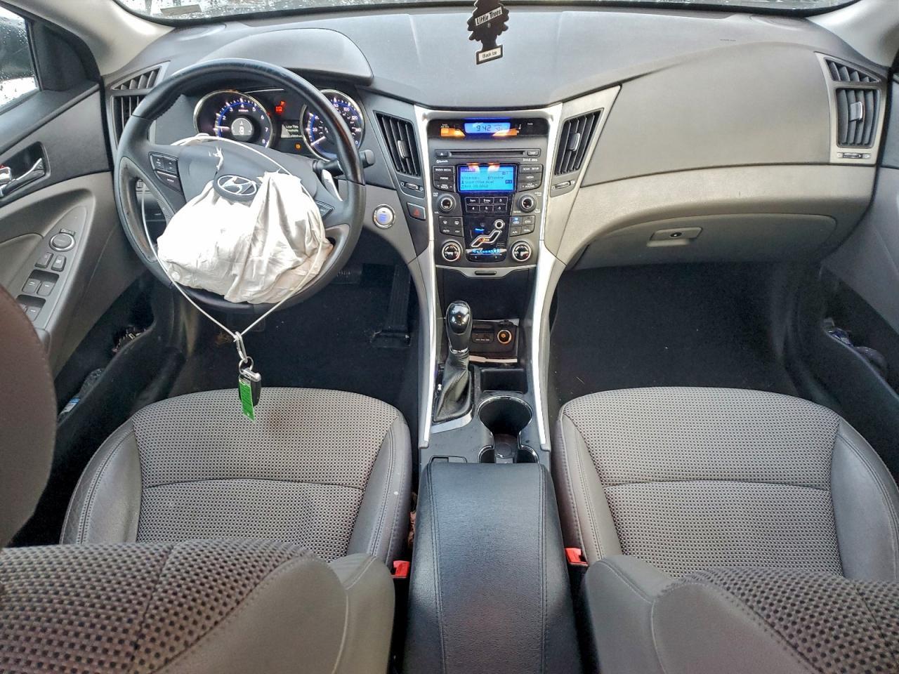 2013 HYUNDAI SONATA