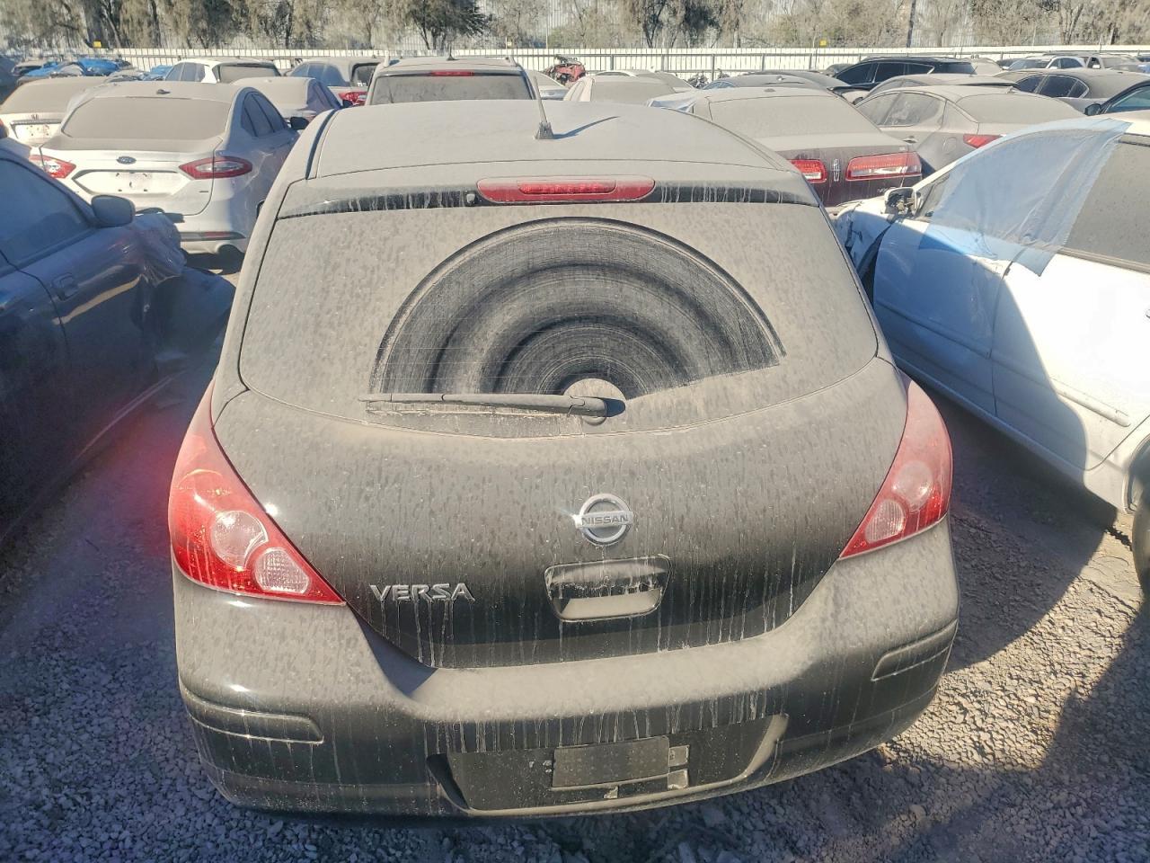 2011 NISSAN VERSA