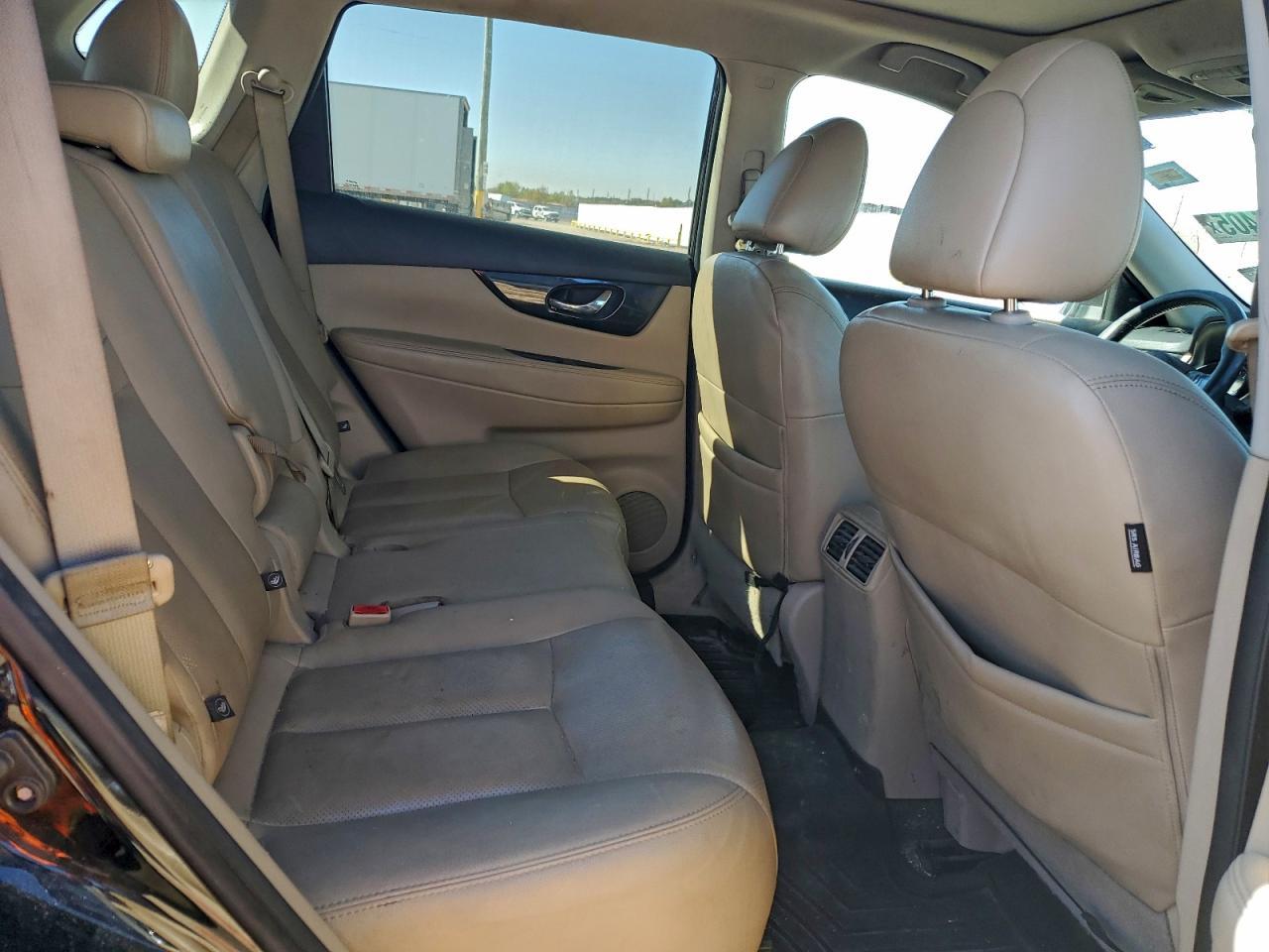 2017 NISSAN ROGUE