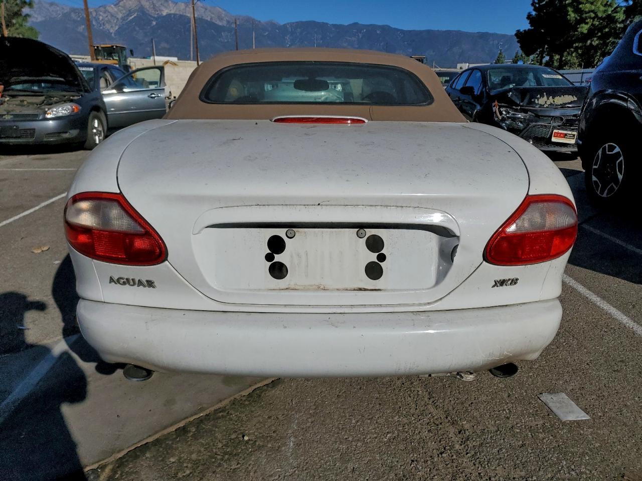2000 JAGUAR XK-Series