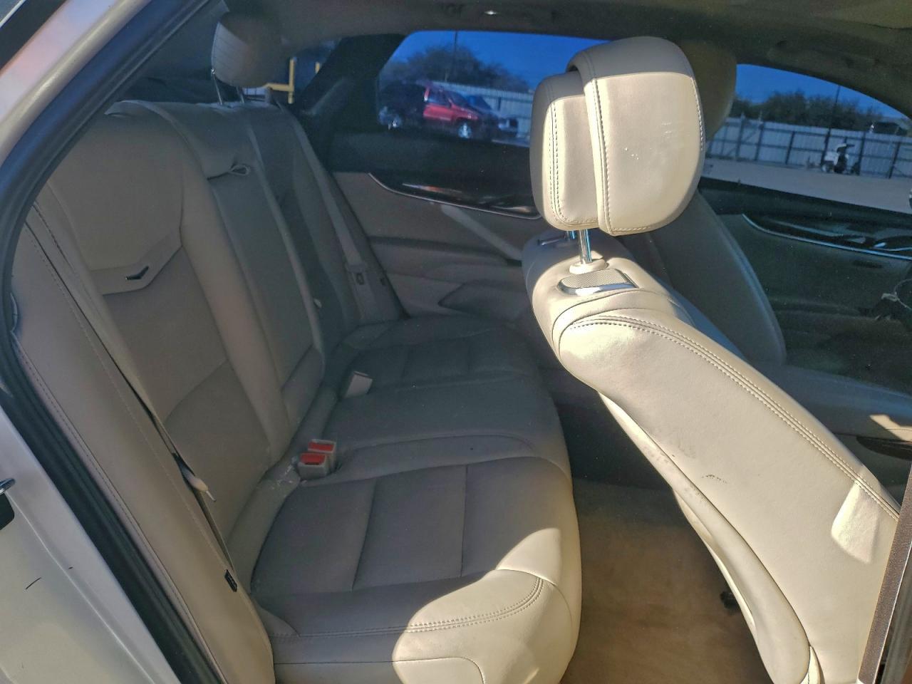 2013 CADILLAC XTS