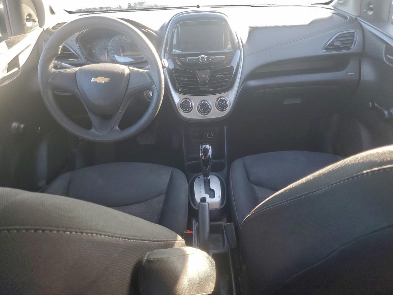 2017 CHEVROLET Spark