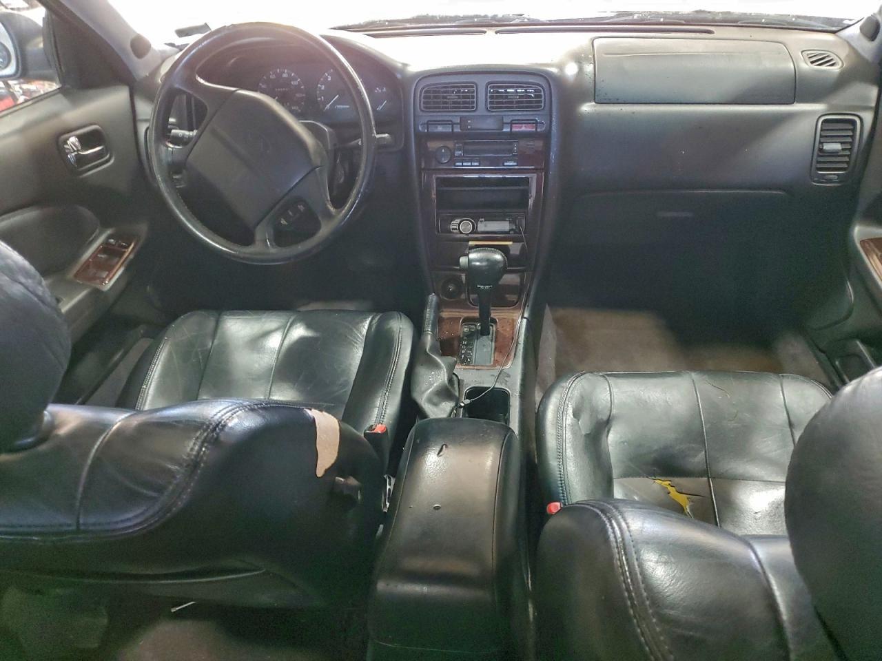 1997 INFINITI I30