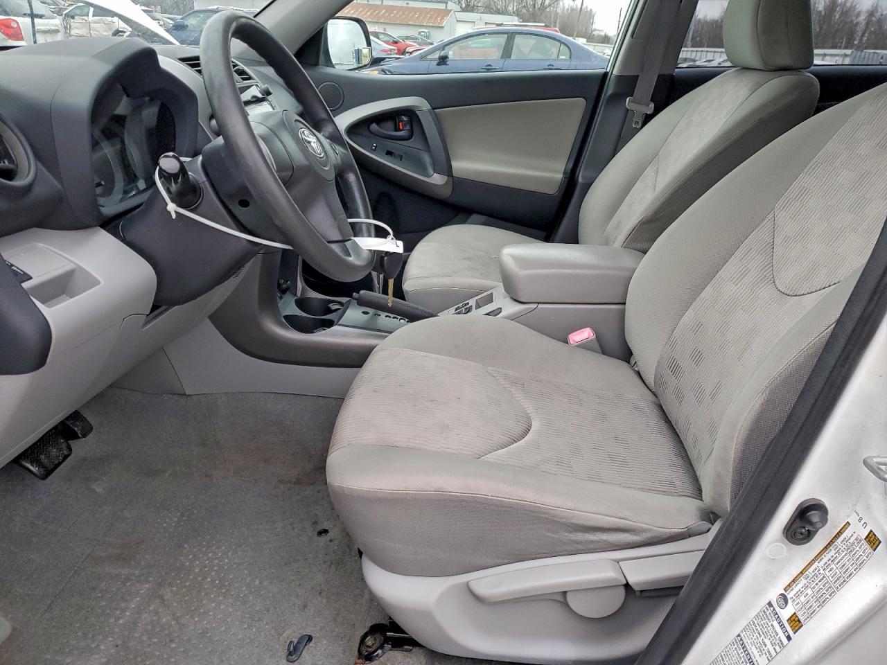 2011 TOYOTA RAV4