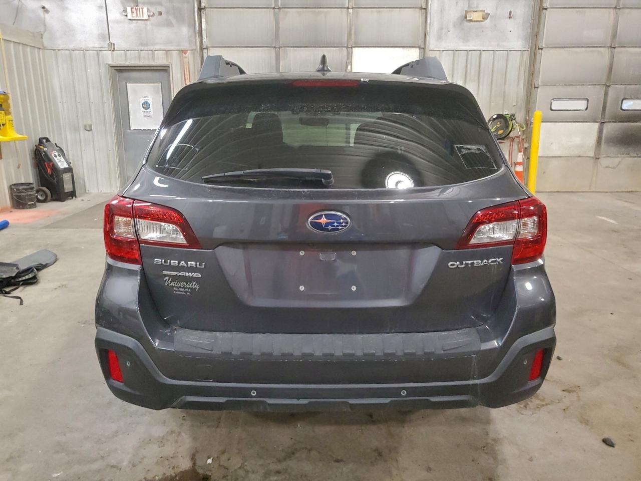 2018 SUBARU Outback