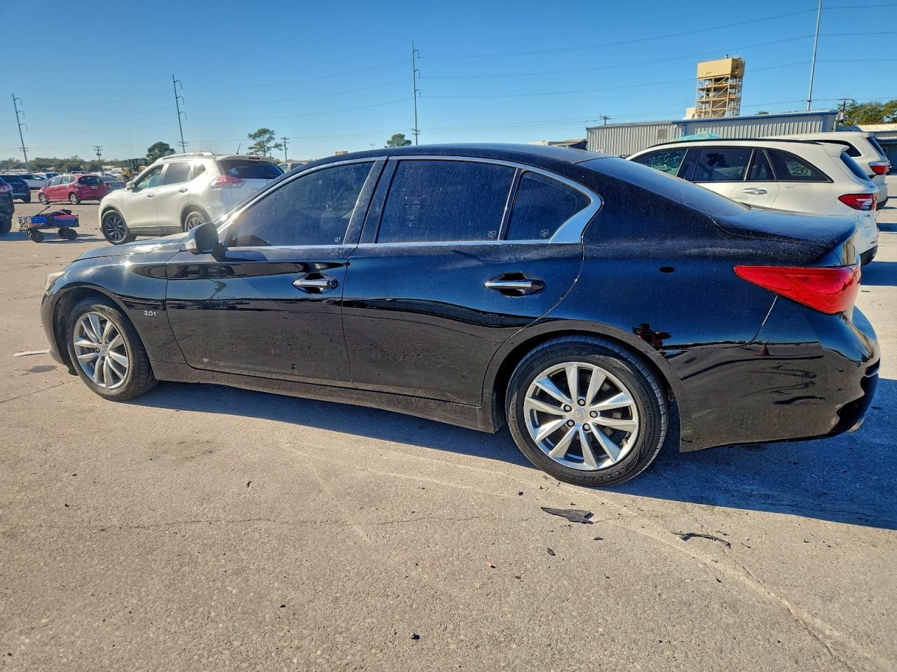 2016 INFINITI Q50