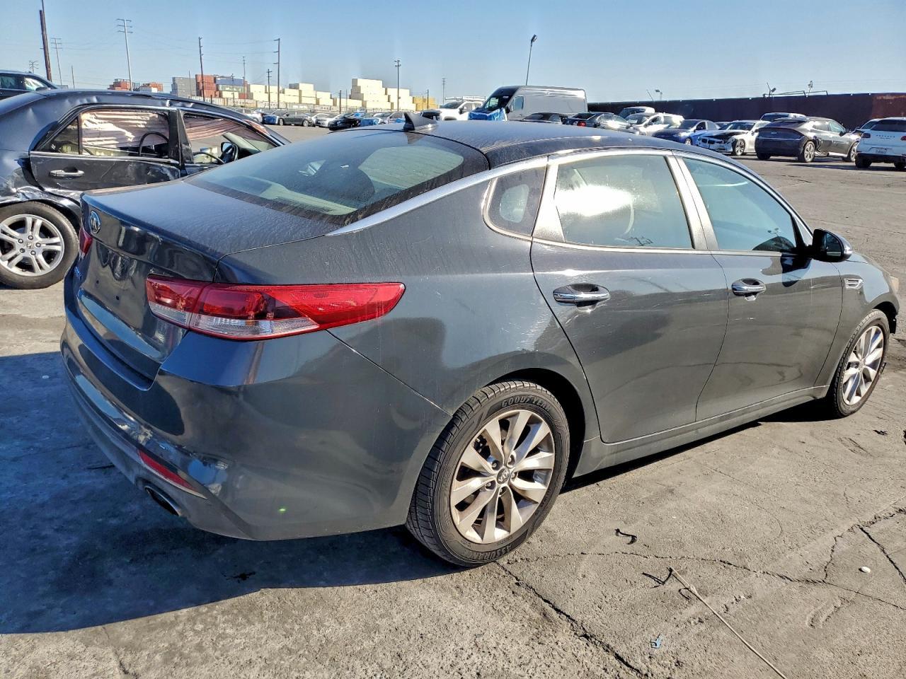 2016 KIA OPTIMA