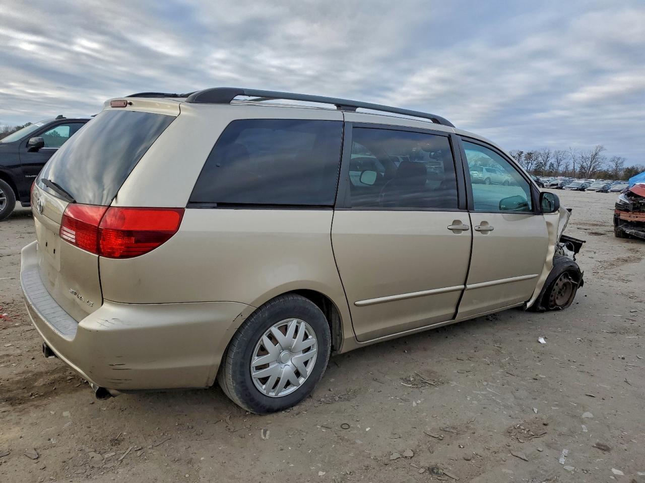 2005 TOYOTA SIENNA