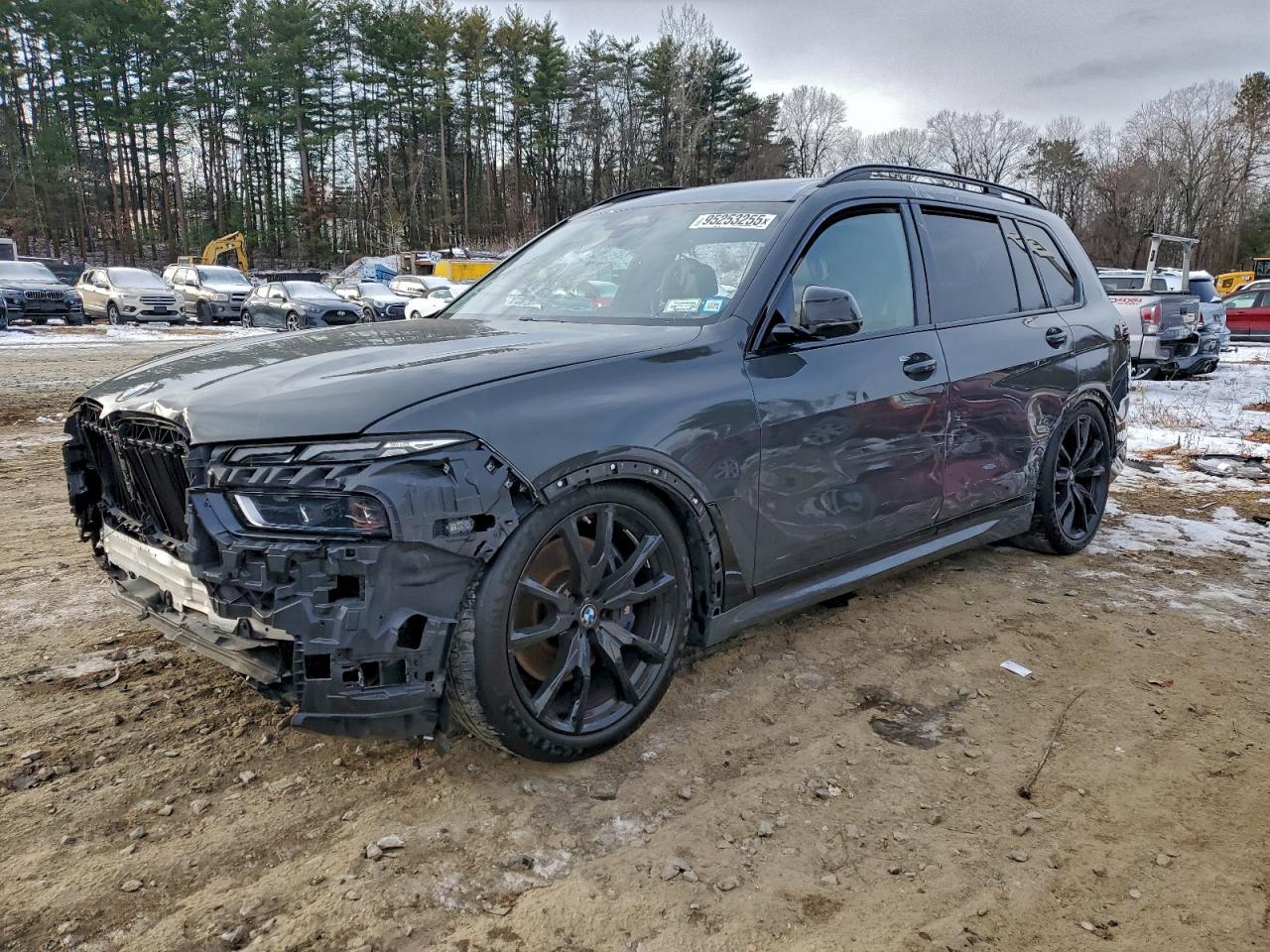 2023 BMW X7