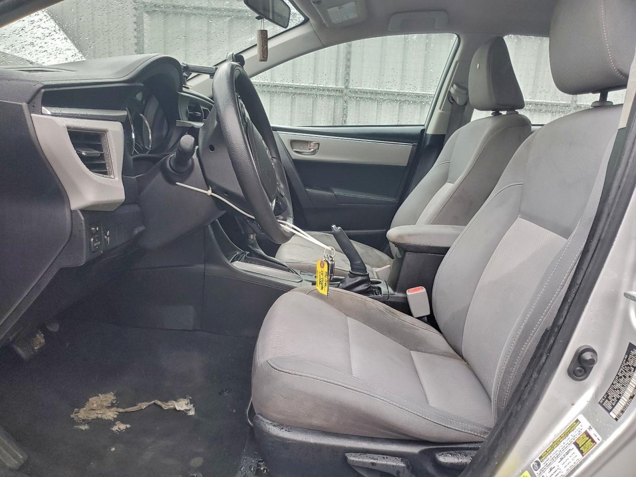 2015 TOYOTA COROLLA