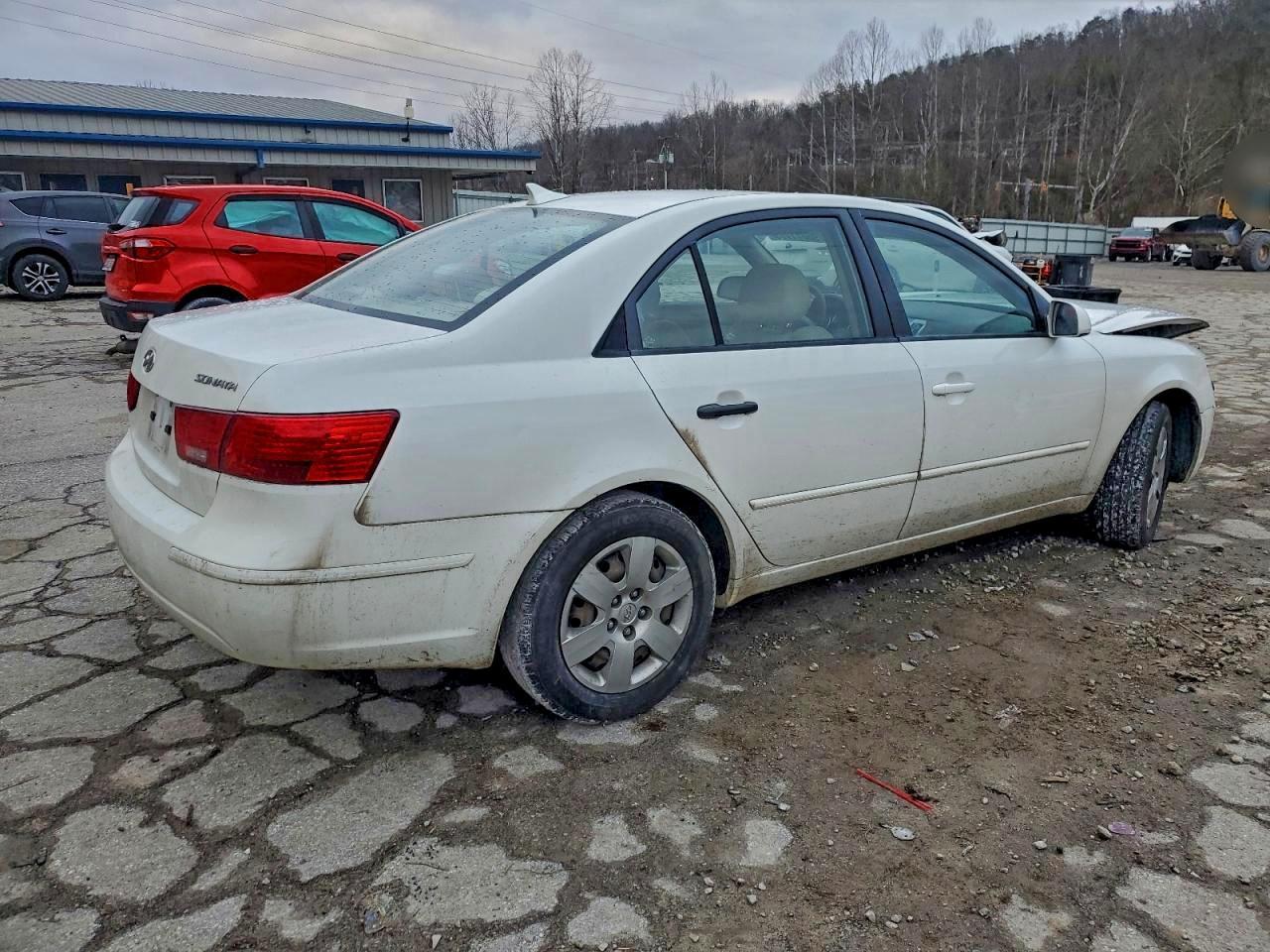 2010 HYUNDAI SONATA