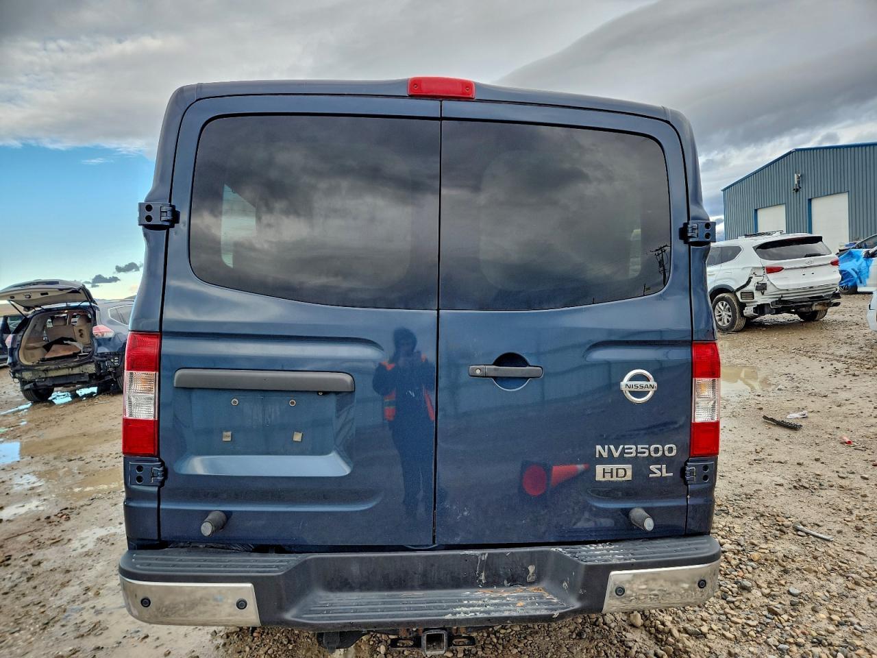 2016 NISSAN NV3500