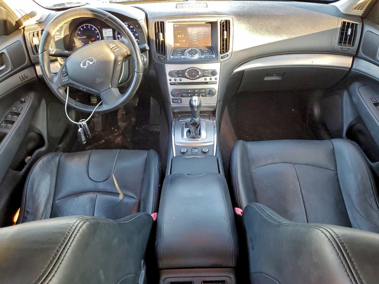 2012 INFINITI G37