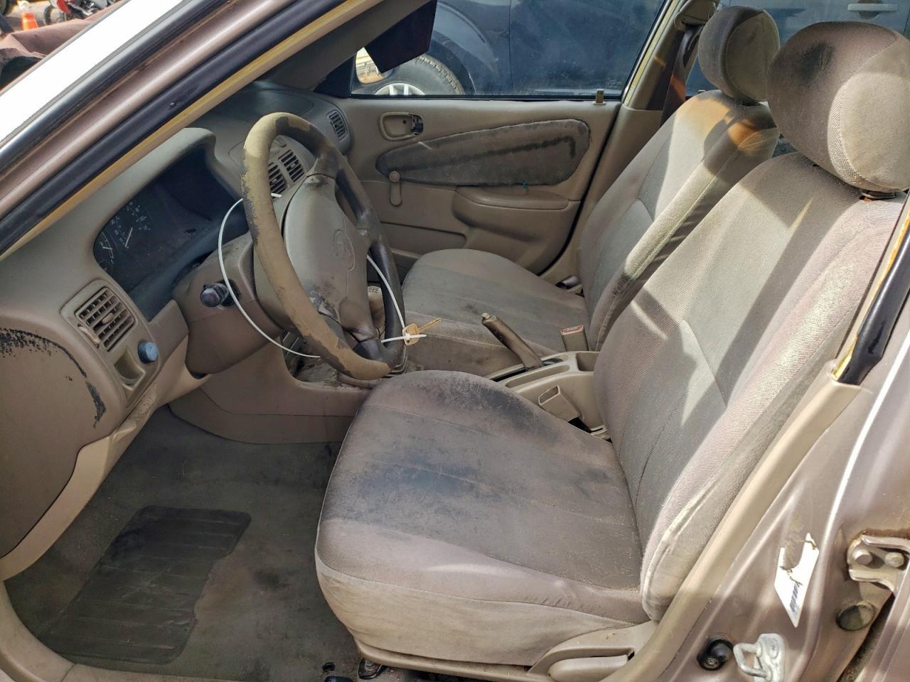 2000 TOYOTA COROLLA