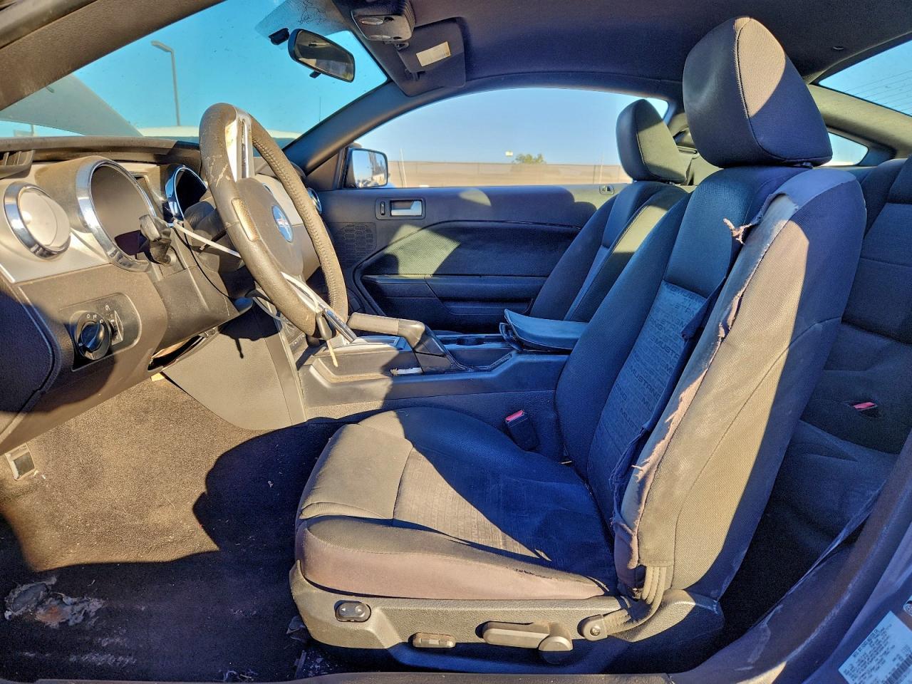 2006 FORD MUSTANG