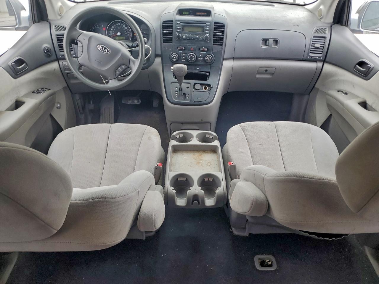 2008 KIA SEDONA