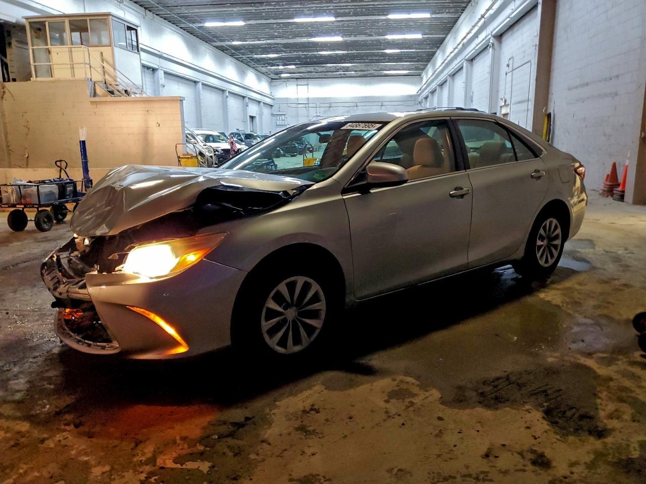 2015 TOYOTA CAMRY