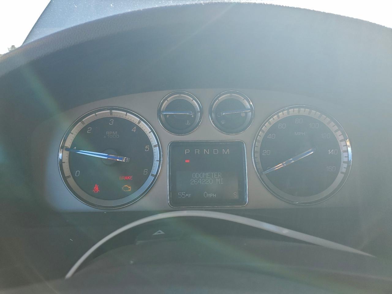2011 CADILLAC Escalade ESV