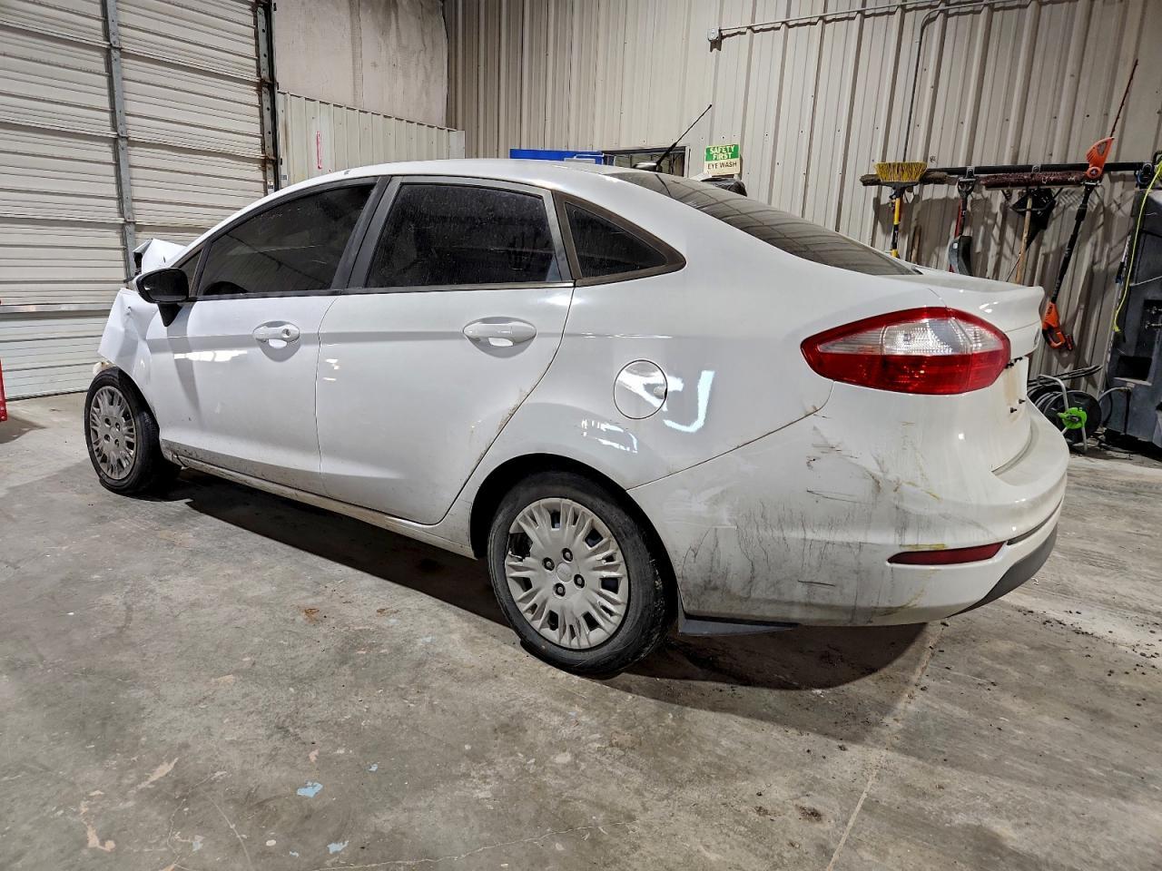 2015 FORD Fiesta