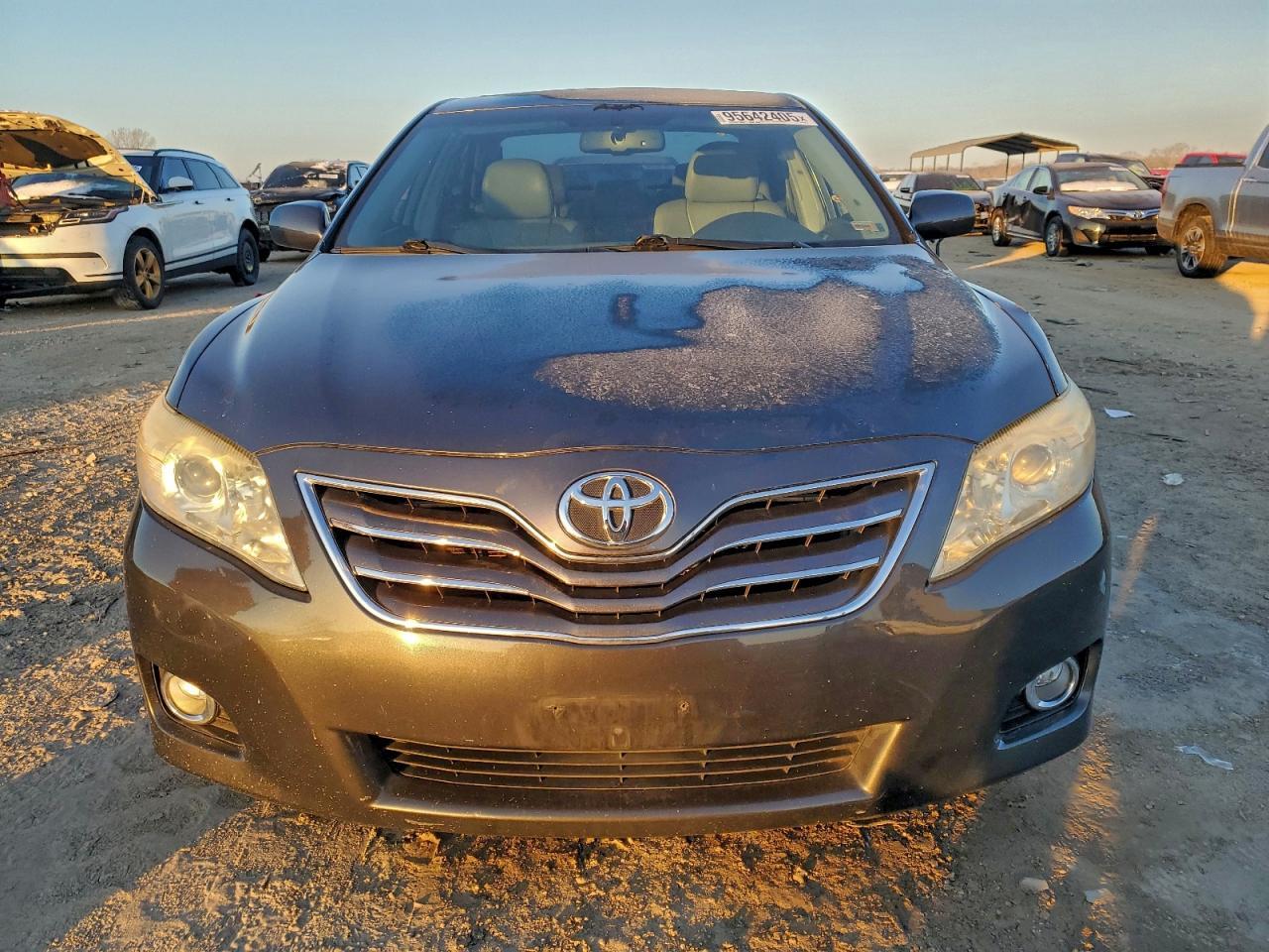 2010 TOYOTA CAMRY