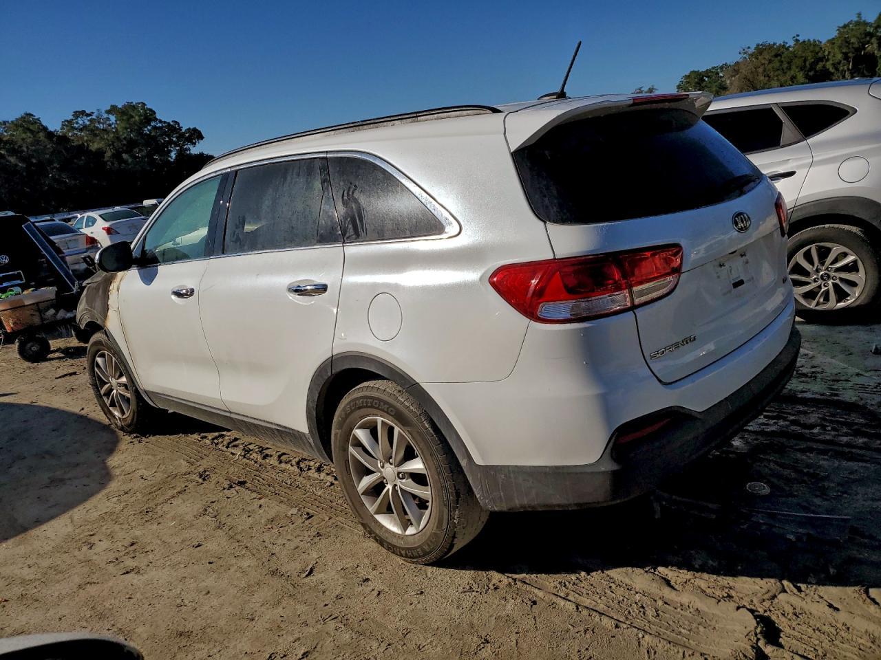 2016 KIA SORENTO