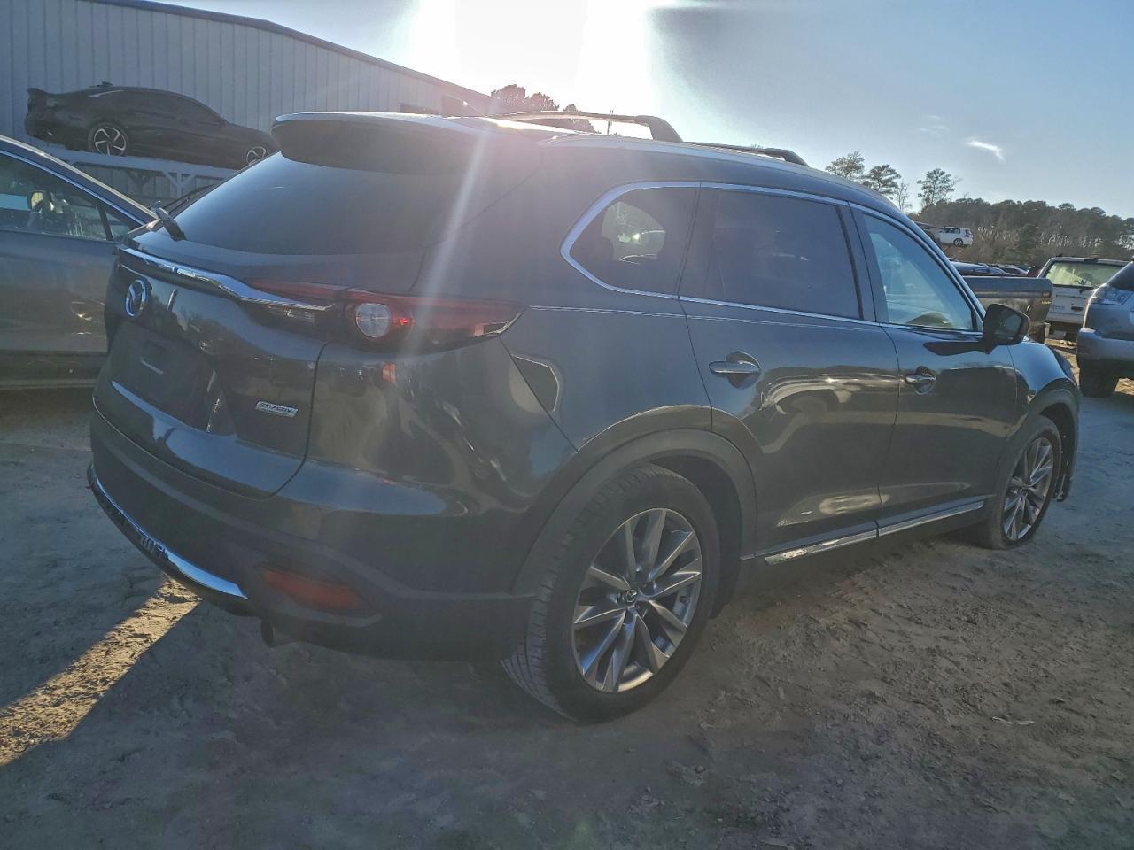 2018 MAZDA CX-9