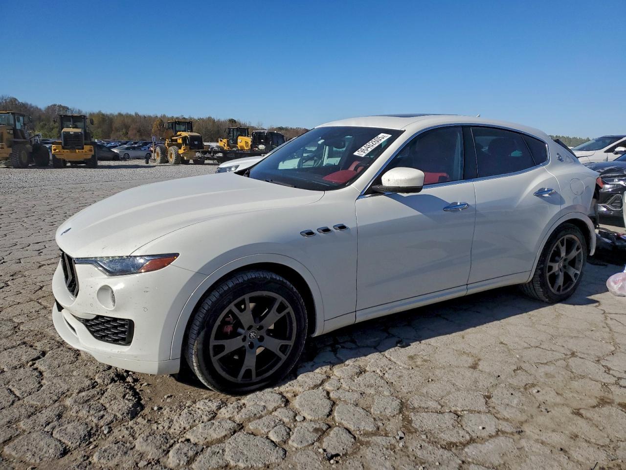2020 MASERATI Levante