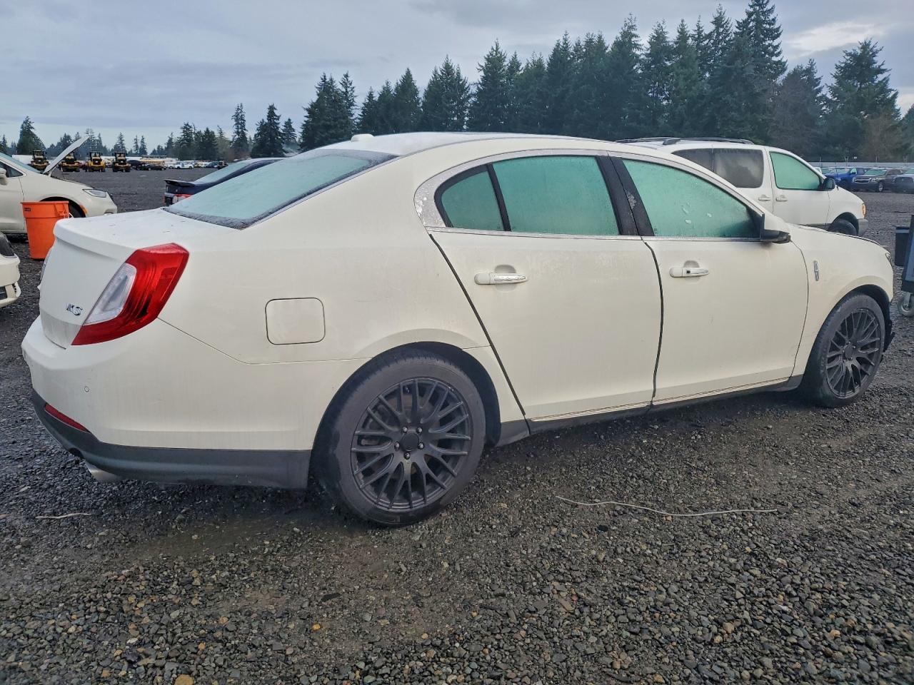 2013 LINCOLN MKS