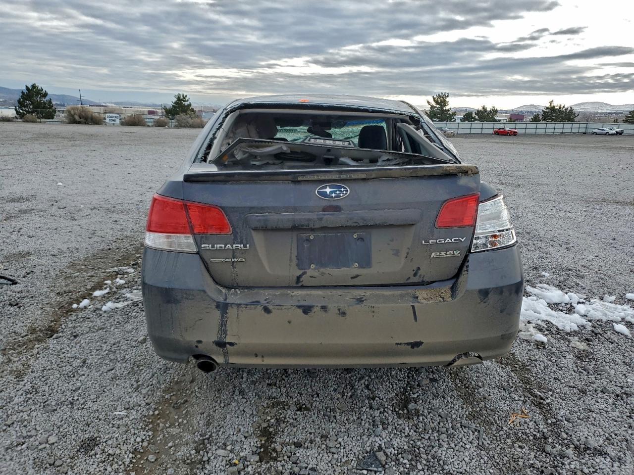 2010 SUBARU Legacy