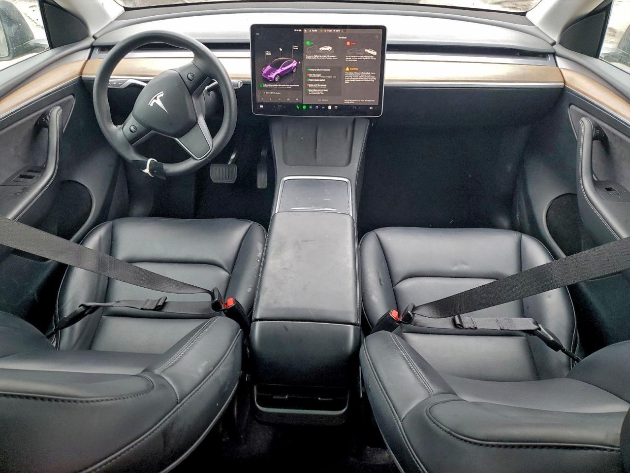 2024 TESLA MODEL Y