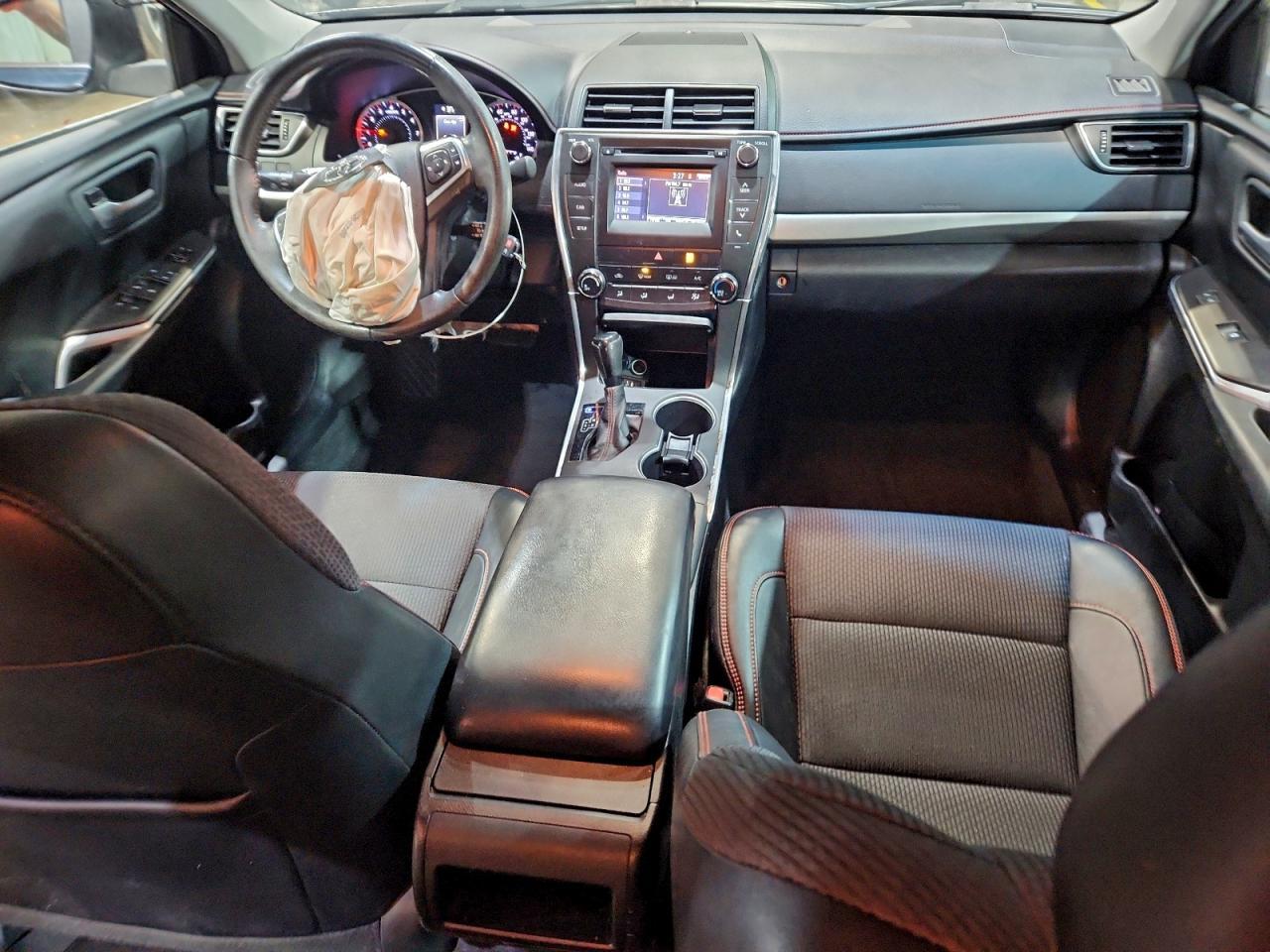 2017 TOYOTA CAMRY