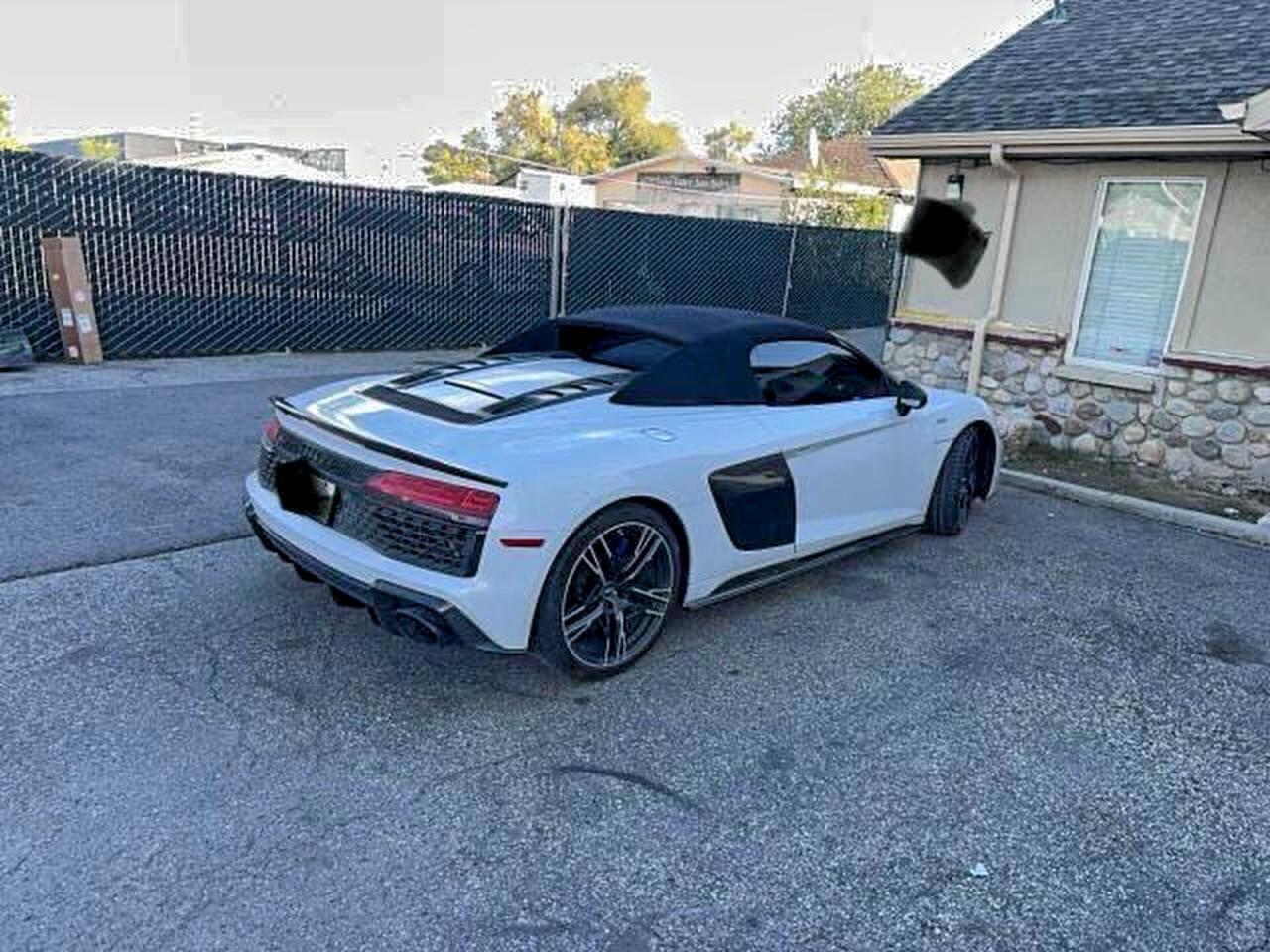 2021 AUDI R8