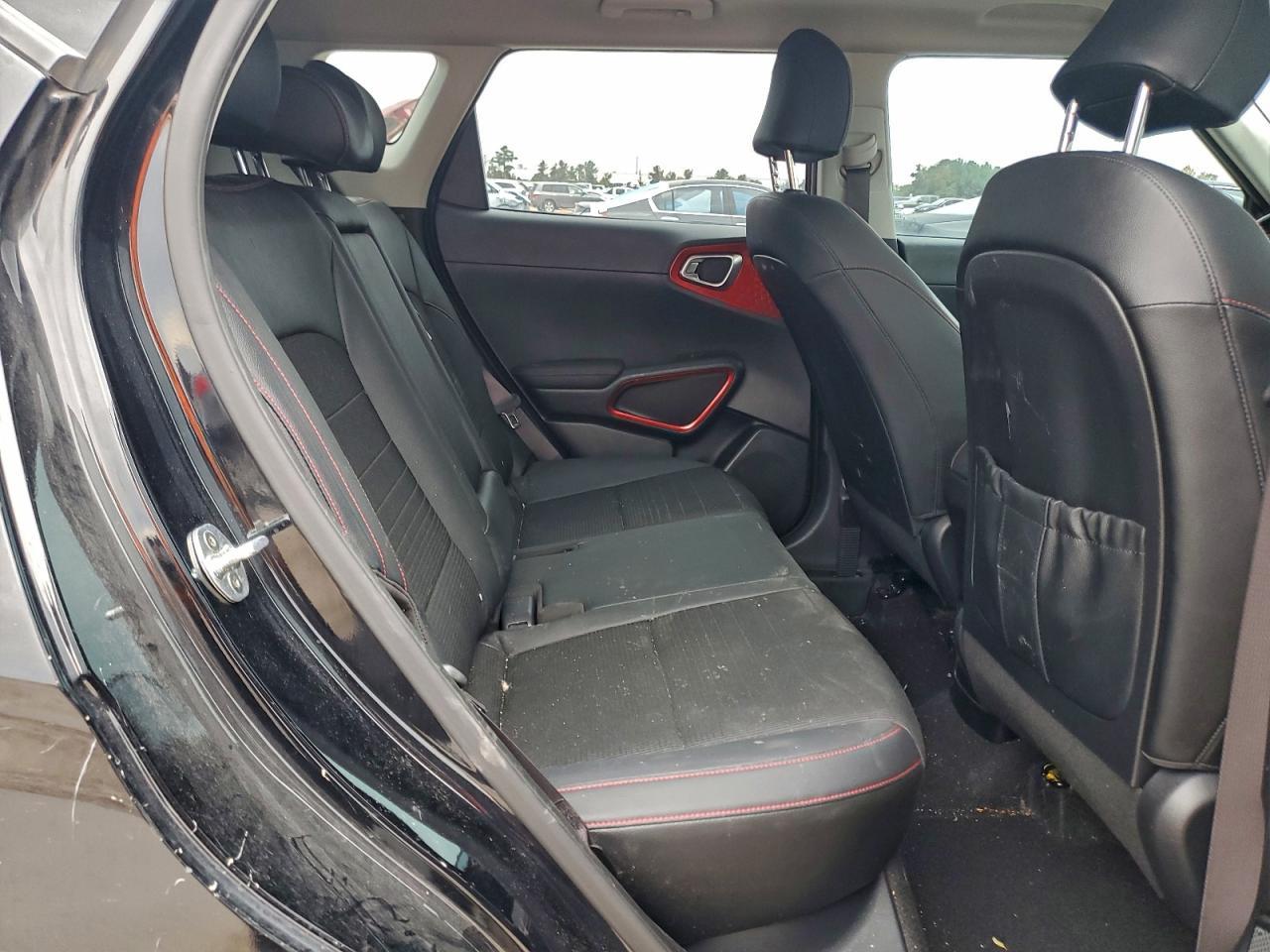2021 KIA SOUL