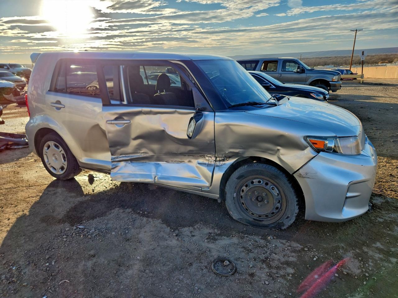 2012 TOYOTA SCION