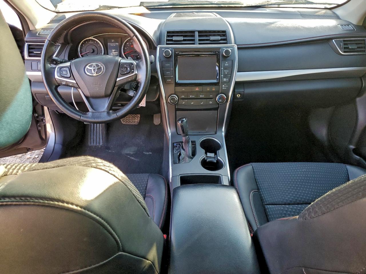 2015 TOYOTA CAMRY