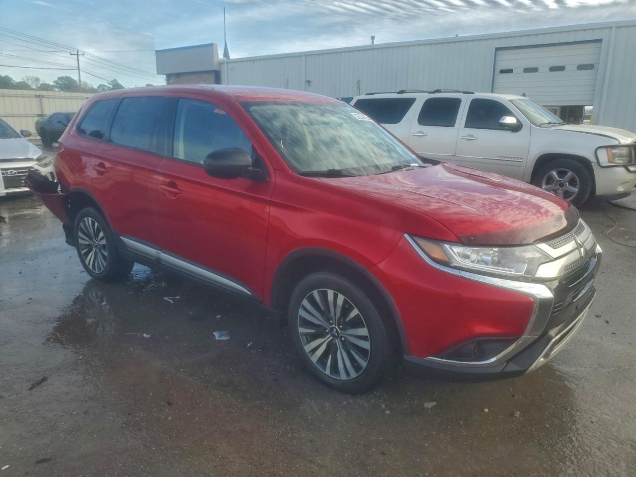 2020 MITSUBISHI outlander