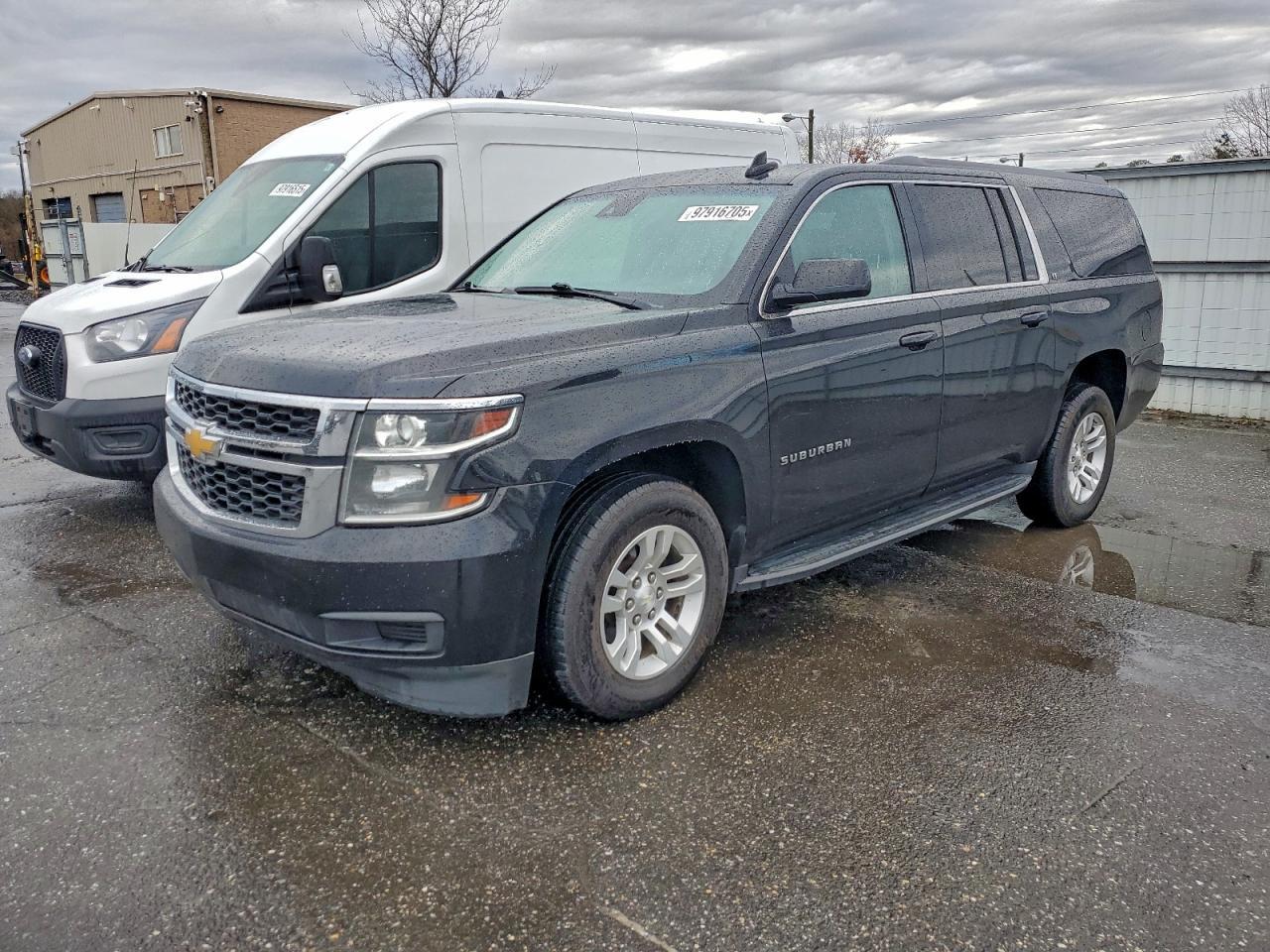 2019 CHEVROLET Suburban
